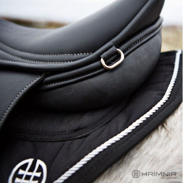 Hrimnir relief zadeldek Hrimnir relief zadeldek