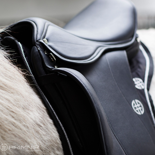 Hrimnir relief zadeldek Hrimnir relief zadeldek