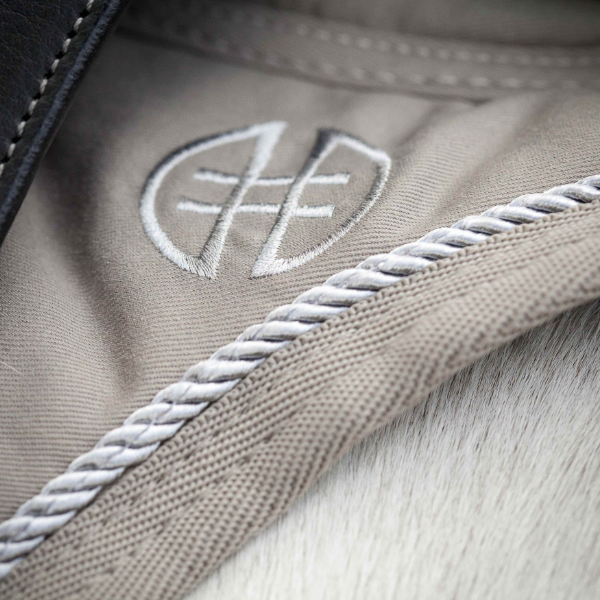 Hrimnir relief zadeldek Hrimnir relief zadeldek