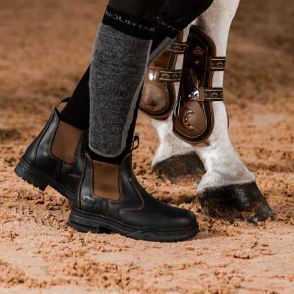 Mountain Horse protective jodphurs (2) Mountain Horse protective jodphurs